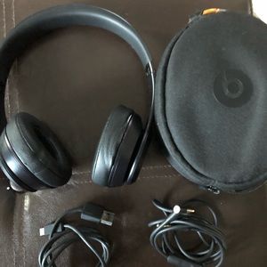 Beats by Dr. Dre Solo3 Wireless Headphones